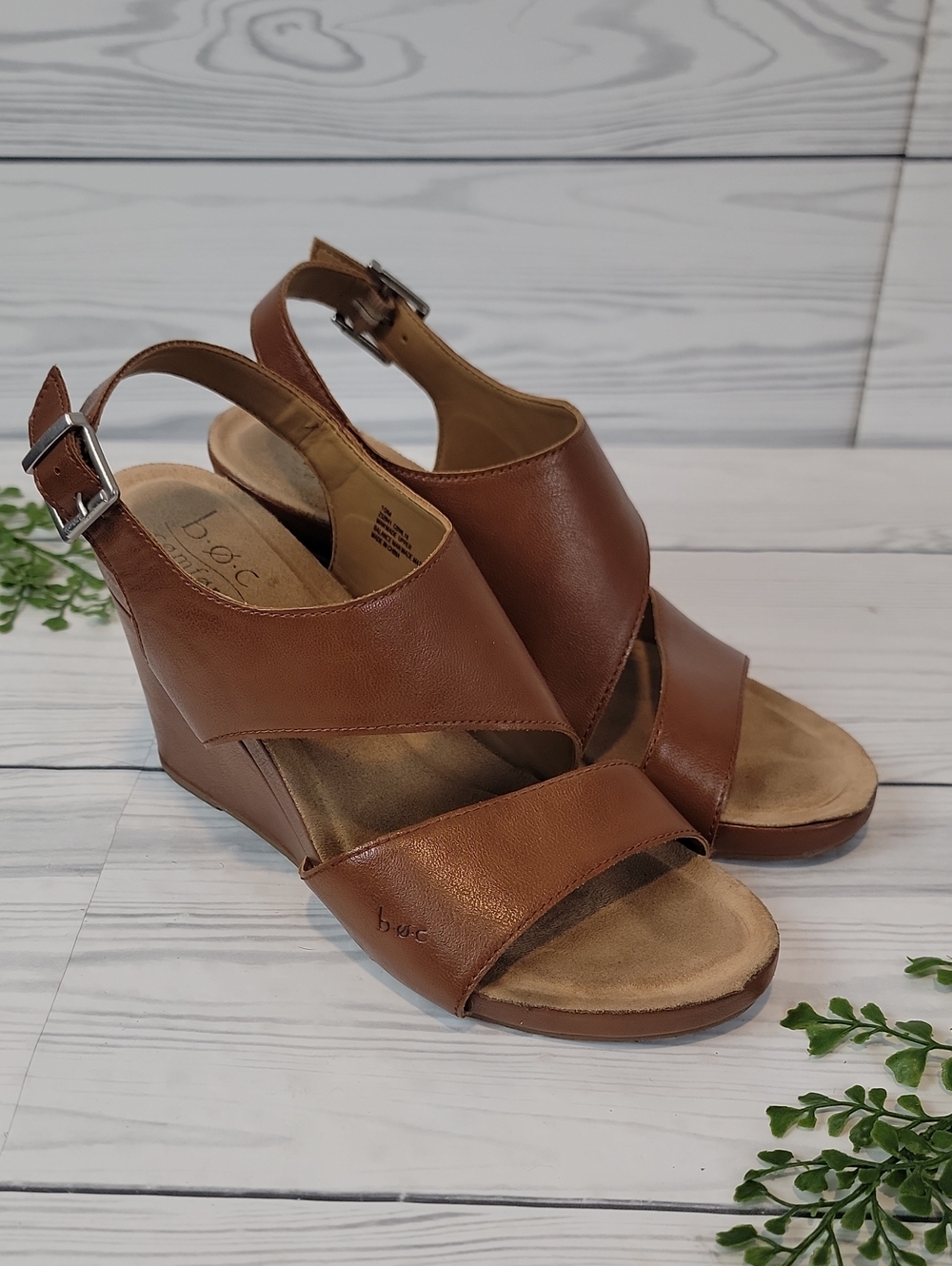 b.o.c. Tan Brown Leather Slingback Wedge Sandals Womens Size 10